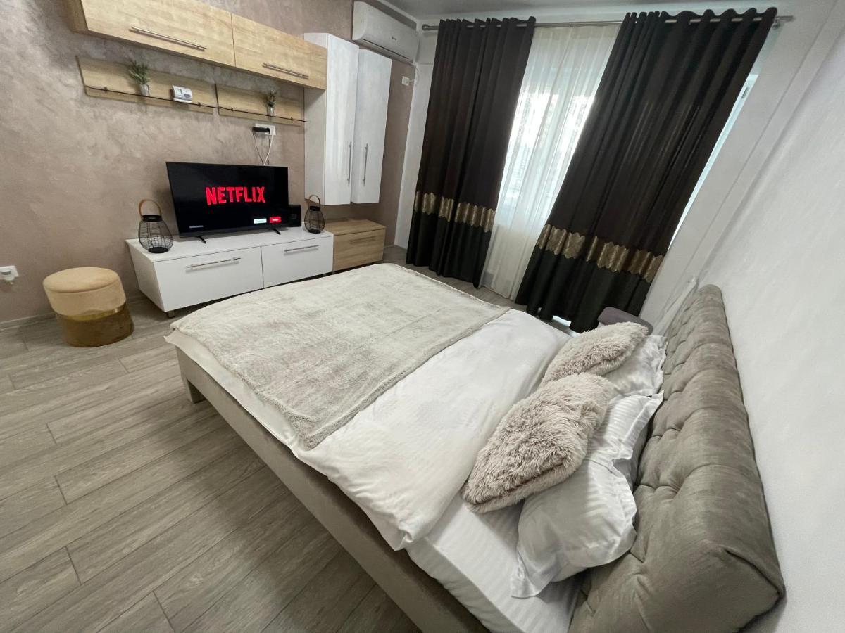 Q Luxury Palas Mall Яссы Экстерьер фото